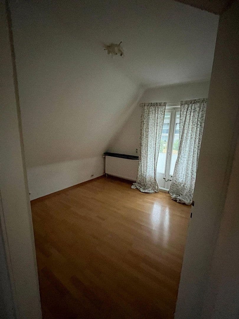 Prodej domu 134 m², pozemek 808 m², Bad Pyrmont, Dolní Sasko Prodej domu 134 m², pozemek 808 m², Bad Pyrmont, Dolní Sasko