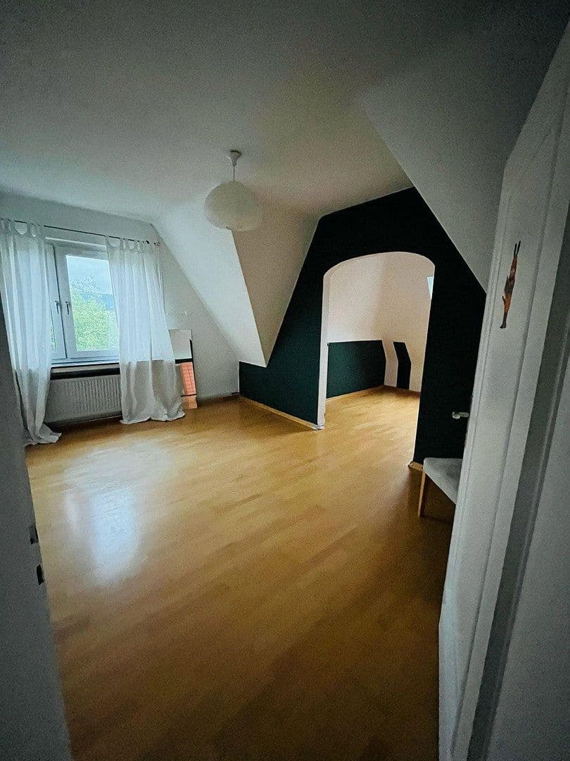 Prodej domu 134 m², pozemek 808 m², Bad Pyrmont, Dolní Sasko Prodej domu 134 m², pozemek 808 m², Bad Pyrmont, Dolní Sasko