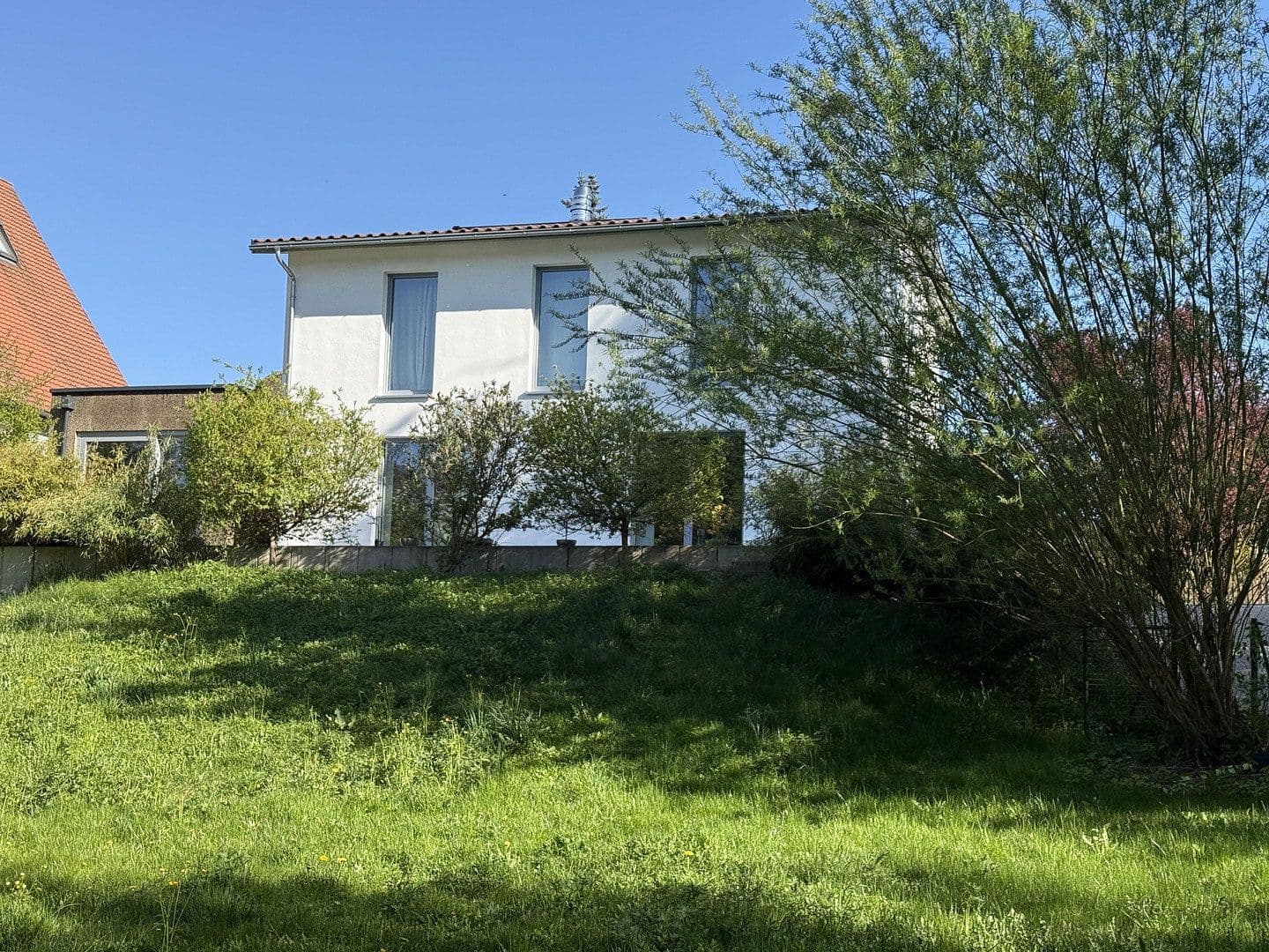 Prodej domu 143 m², pozemek 1.770 m², Hersbruck, Bavorsko Prodej domu 143 m², pozemek 1.770 m², Hersbruck, Bavorsko