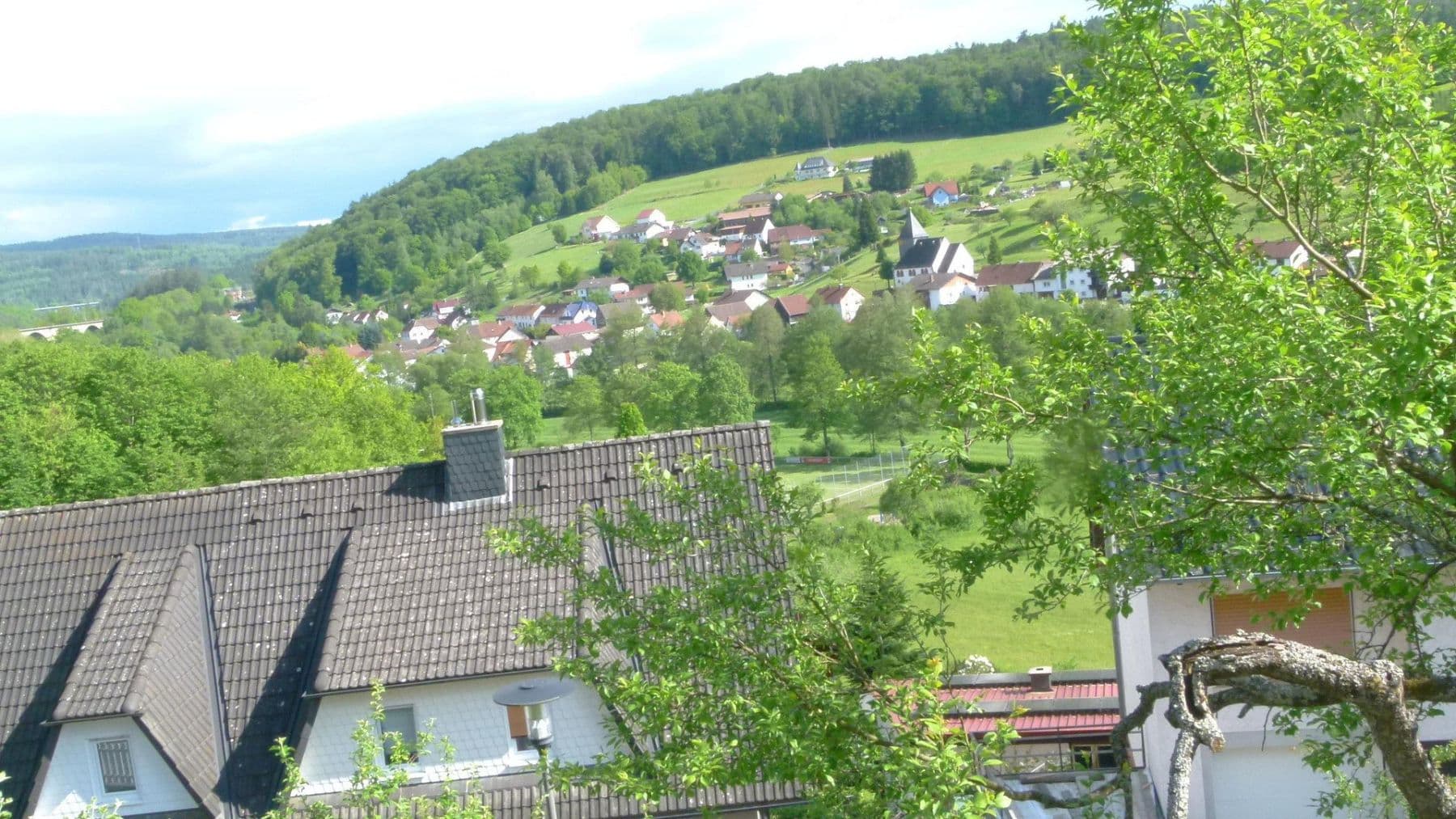 Prodej domu 95 m², pozemek 600 m², Sinntal, Hessen Prodej domu 95 m², pozemek 600 m², Sinntal, Hessen