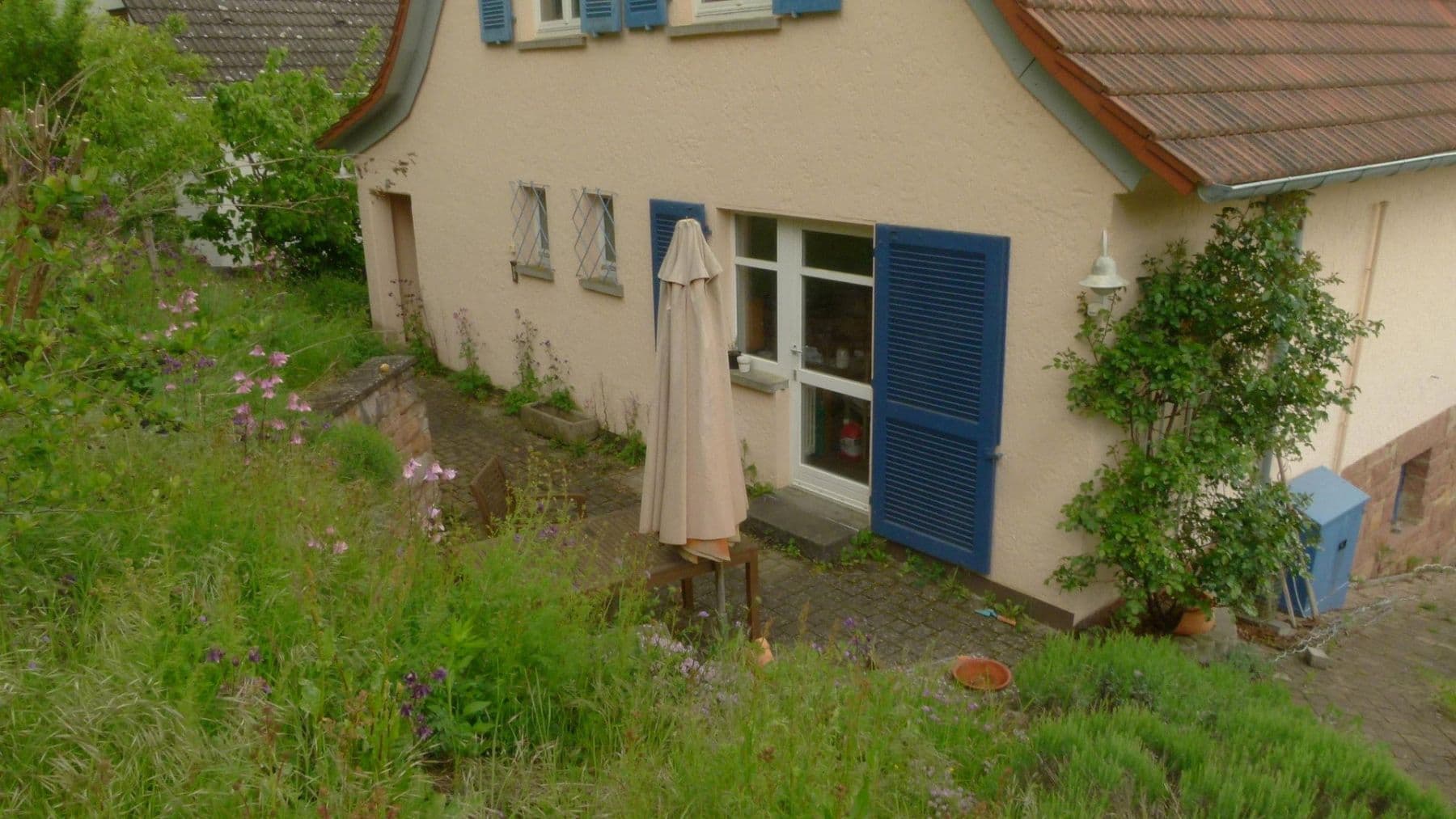 Prodej domu 95 m², pozemek 600 m², Sinntal, Hessen Prodej domu 95 m², pozemek 600 m², Sinntal, Hessen