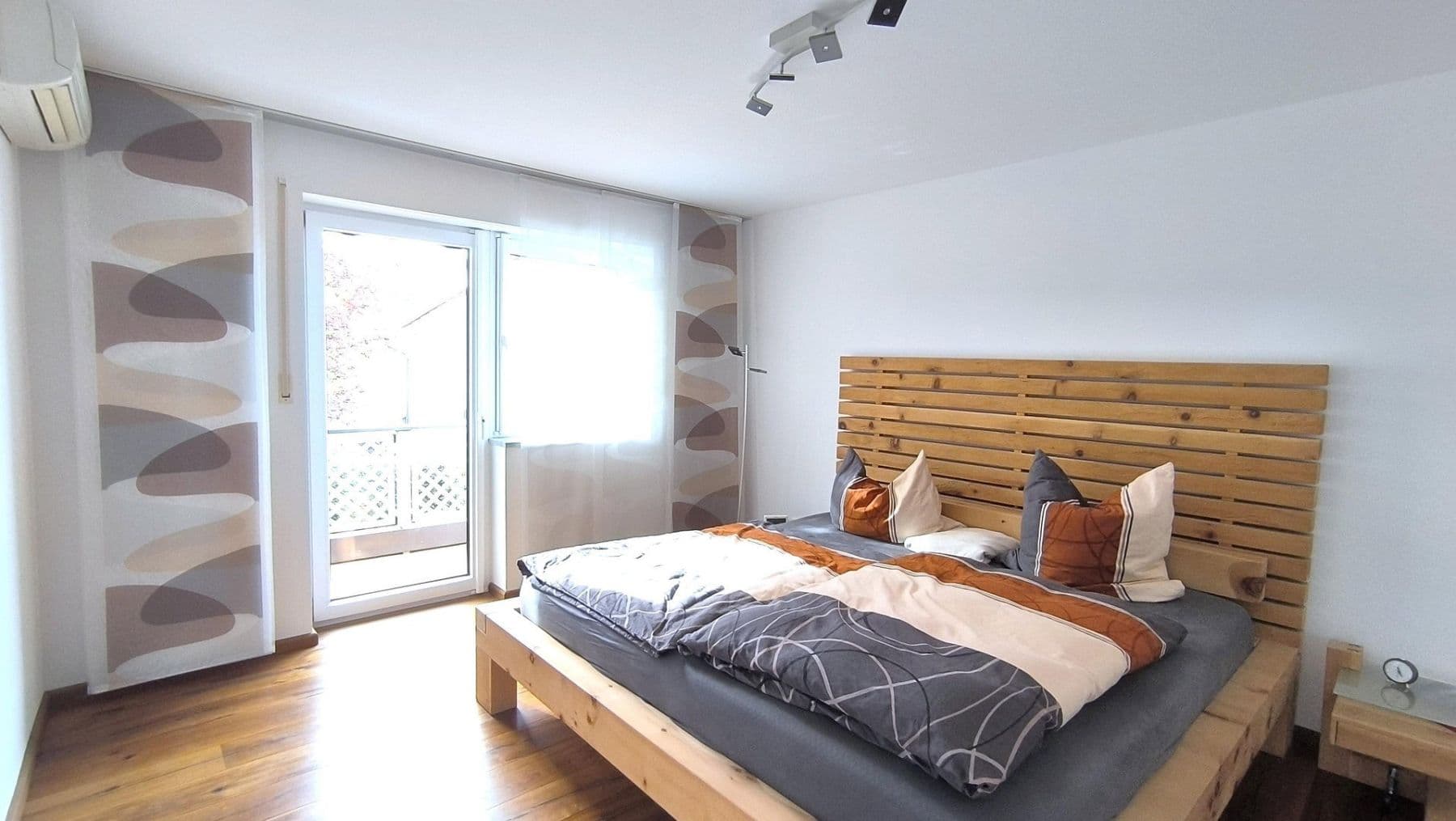 Prodej domu 182 m², pozemek 363 m², Mühldorf am Inn, Bavorsko Prodej domu 182 m², pozemek 363 m², Mühldorf am Inn, Bavorsko