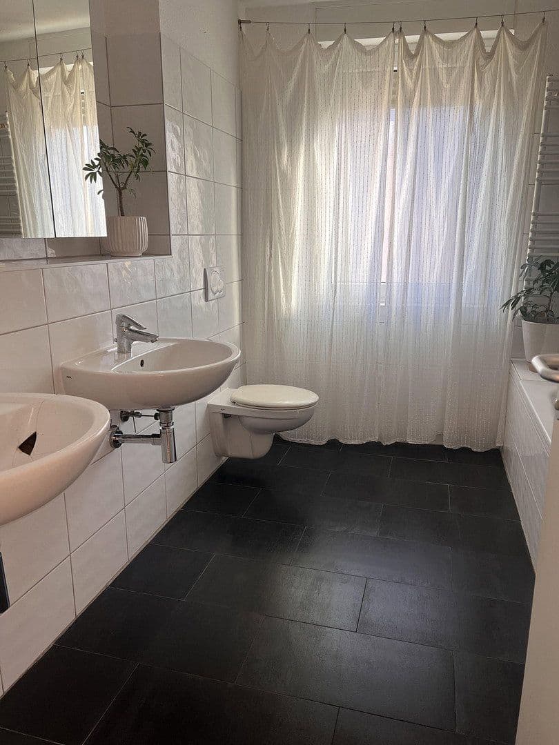 Prodej domu 166 m², pozemek 218 m², Rastatt, Bádensko-Württembersko Prodej domu 166 m², pozemek 218 m², Rastatt, Bádensko-Württembersko