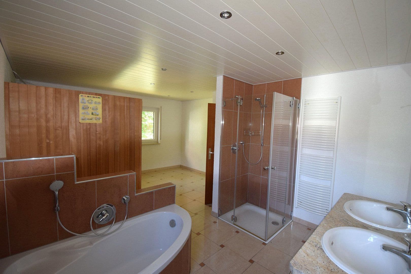 Prodej domu 197 m², pozemek 383 m², Seeheim-Jugenheim, Hessen Prodej domu 197 m², pozemek 383 m², Seeheim-Jugenheim, Hessen