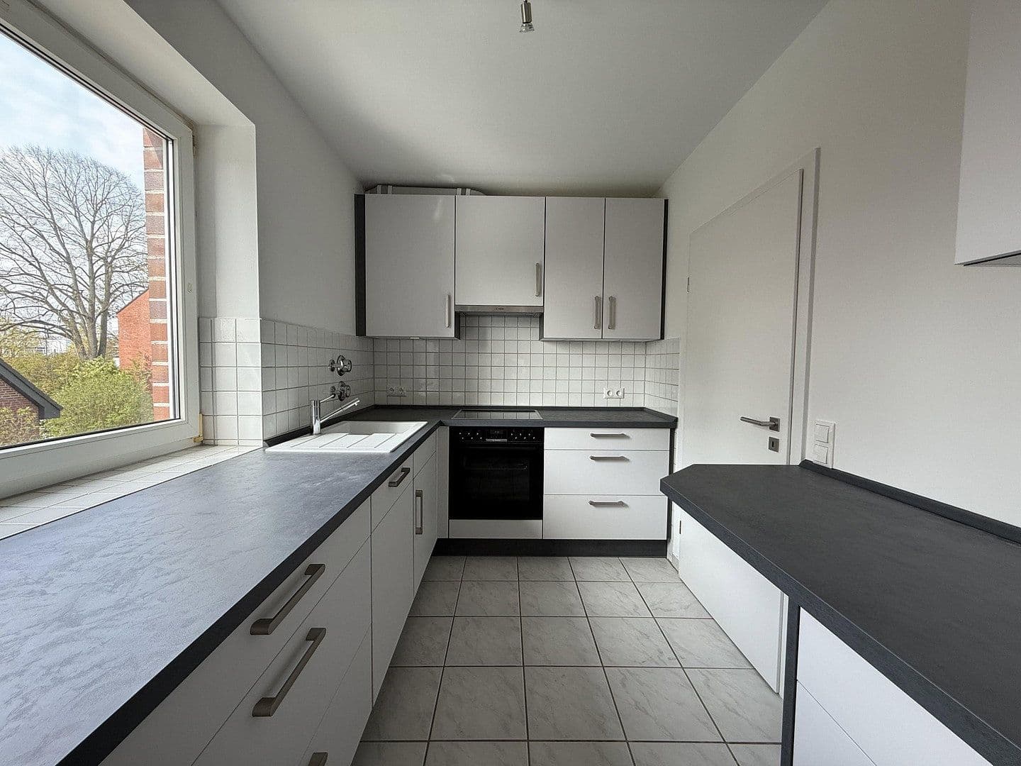 Pronájem bytu 2+1 67 m², Hamburger Str. 21a, Henstedt-Ulzburg, Šlesvicko-Holštýnsko Pronájem bytu 2+1 67 m², Hamburger Str. 21a, Henstedt-Ulzburg, Šlesvicko-Holštýnsko