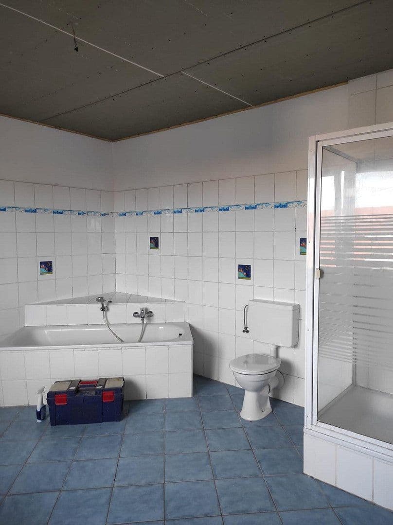 Pronájem bytu 5+1 160 m², Dorfstraße 20, Siebenbäumen, Šlesvicko-Holštýnsko Pronájem bytu 5+1 160 m², Dorfstraße 20, Siebenbäumen, Šlesvicko-Holštýnsko