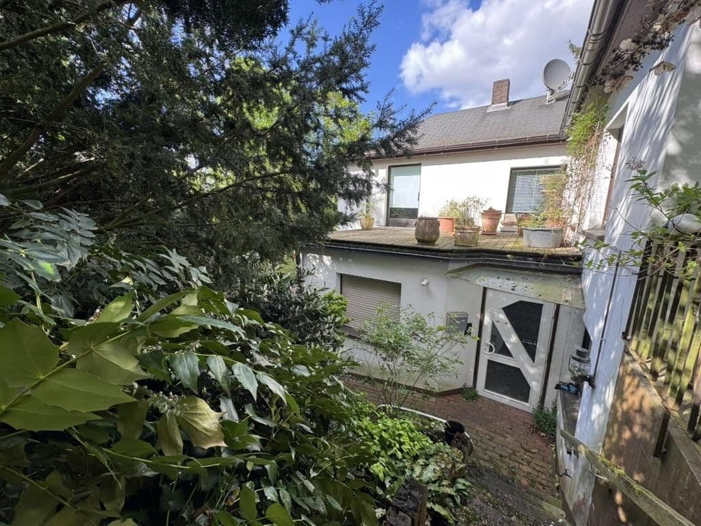 Prodej domu 180 m², pozemek 600 m², Essen, Severní Porýní-Vestfálsko Prodej domu 180 m², pozemek 600 m², Essen, Severní Porýní-Vestfálsko