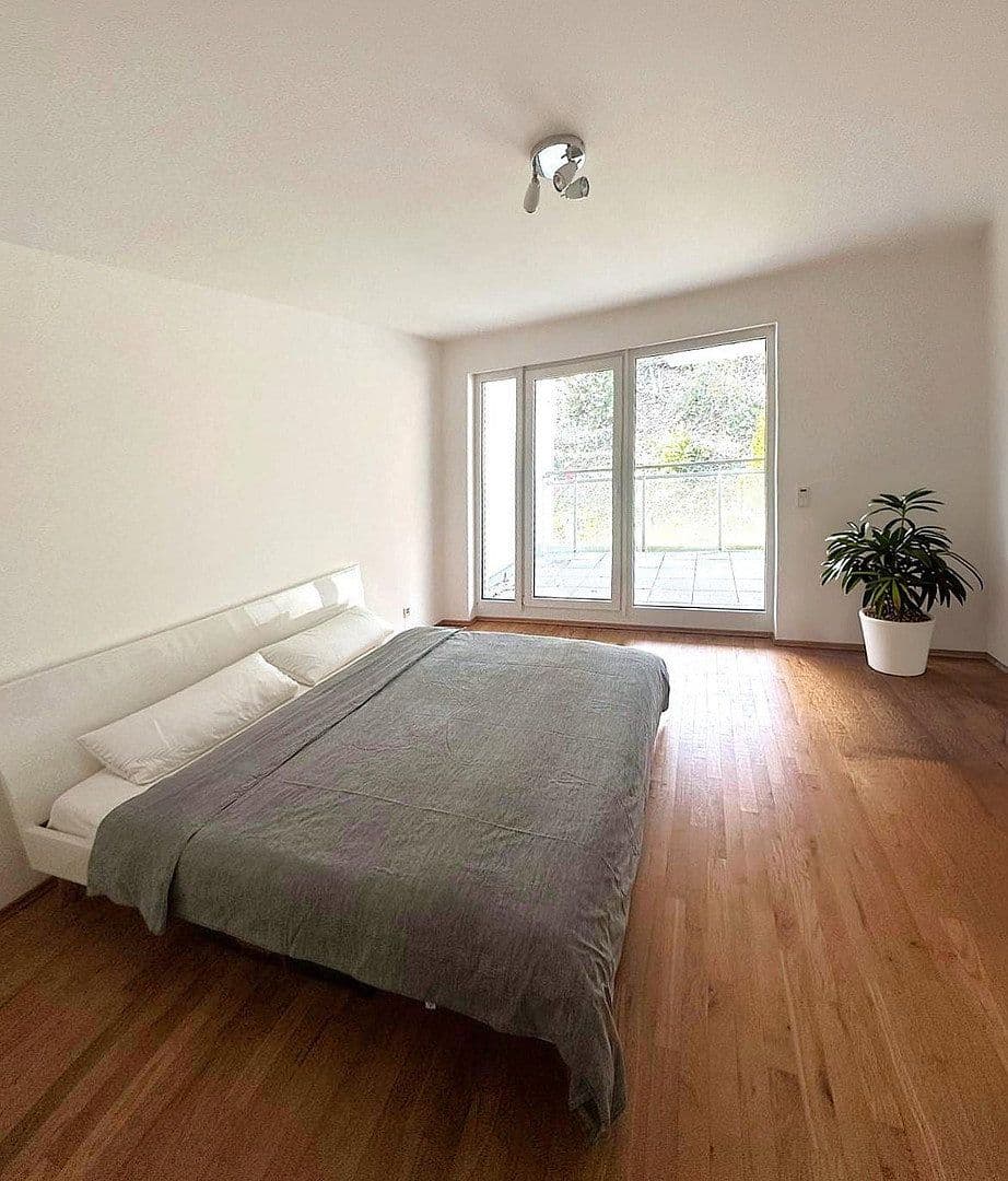 Pronájem bytu 2+1 59 m², Dellestraße 73, Düsseldorf, Severní Porýní-Vestfálsko Pronájem bytu 2+1 59 m², Dellestraße 73, Düsseldorf, Severní Porýní-Vestfálsko