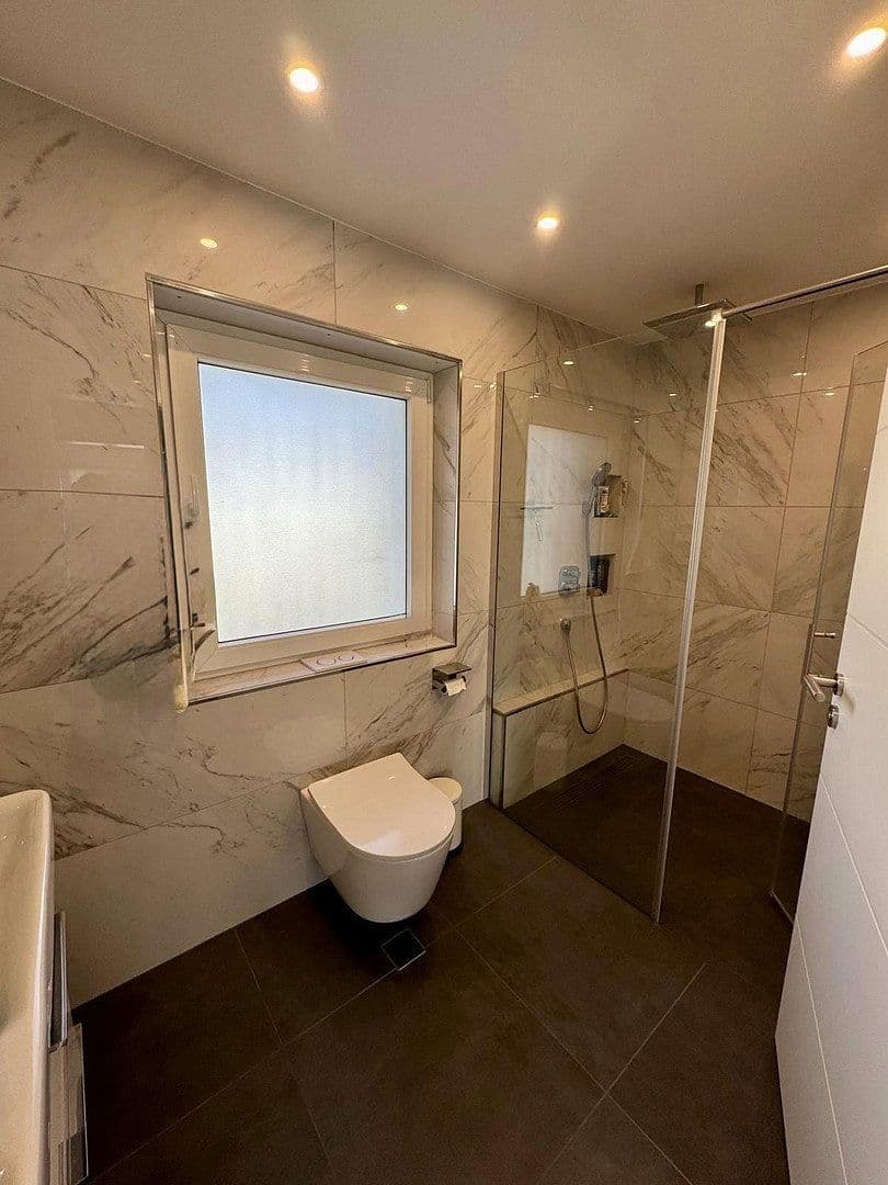 Prodej domu 110 m², pozemek 395 m², Forlenweg 16, Rastatt, Bádensko-Württembersko Prodej domu 110 m², pozemek 395 m², Forlenweg 16, Rastatt, Bádensko-Württembersko