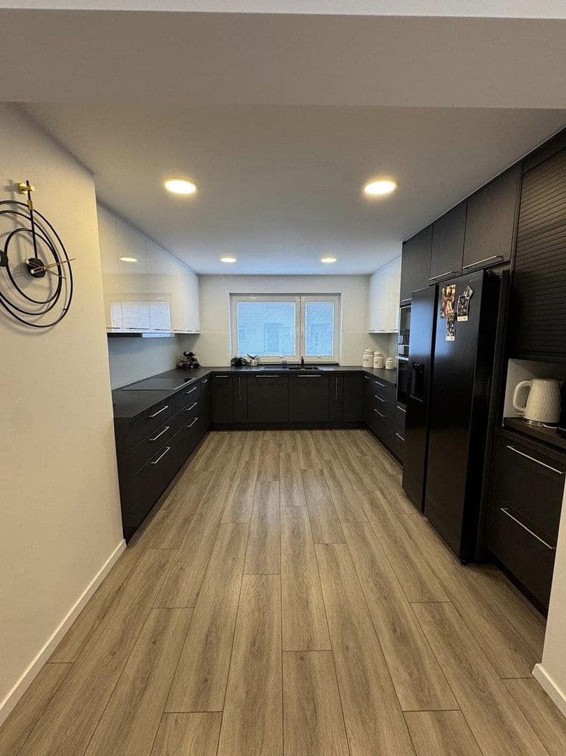 Prodej domu 110 m², pozemek 395 m², Forlenweg 16, Rastatt, Bádensko-Württembersko Prodej domu 110 m², pozemek 395 m², Forlenweg 16, Rastatt, Bádensko-Württembersko