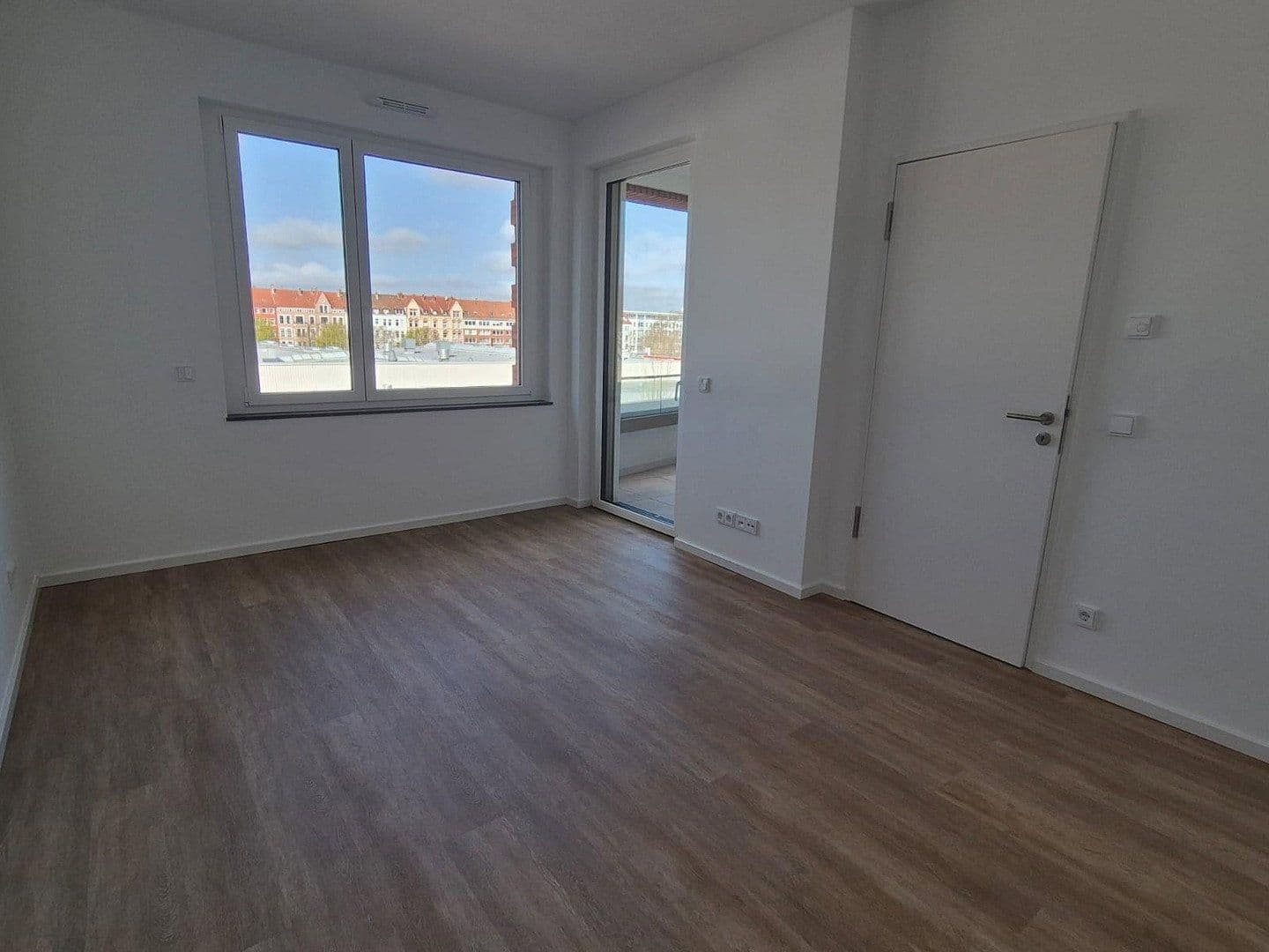 Pronájem bytu 2+1 66 m², Von-der-Decken-Str. 16, Hannover, Dolní Sasko Pronájem bytu 2+1 66 m², Von-der-Decken-Str. 16, Hannover, Dolní Sasko