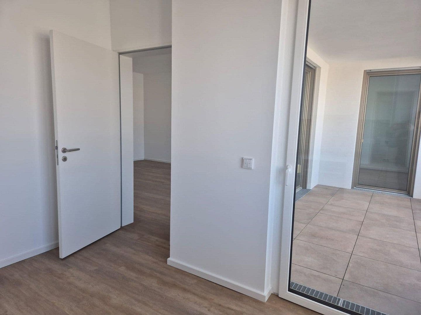 Pronájem bytu 2+1 66 m², Von-der-Decken-Str. 16, Hannover, Dolní Sasko Pronájem bytu 2+1 66 m², Von-der-Decken-Str. 16, Hannover, Dolní Sasko