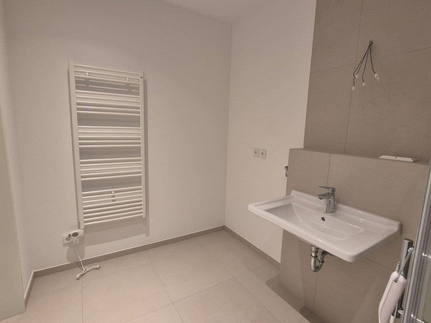 Pronájem bytu 2+1 66 m², Von-der-Decken-Str. 16, Hannover, Dolní Sasko Pronájem bytu 2+1 66 m², Von-der-Decken-Str. 16, Hannover, Dolní Sasko