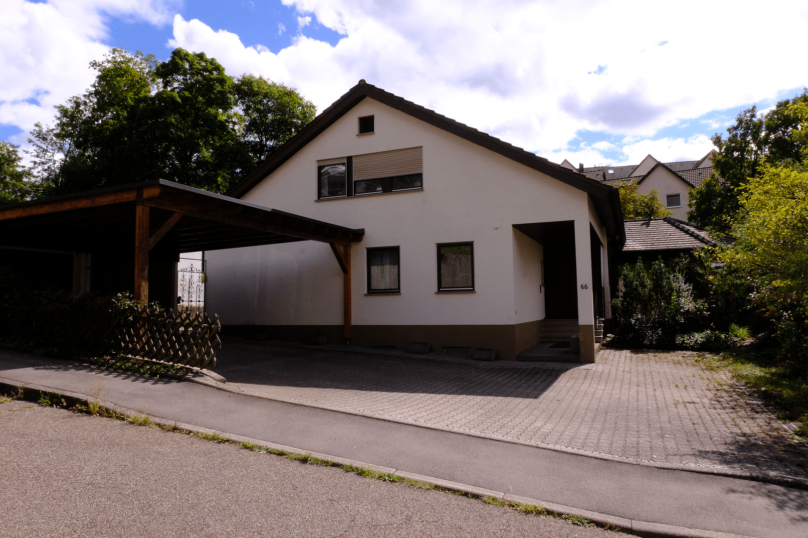 Prodej domu 267 m², pozemek 999 m², Calw, Bádensko-Württembersko Prodej domu 267 m², pozemek 999 m², Calw, Bádensko-Württembersko