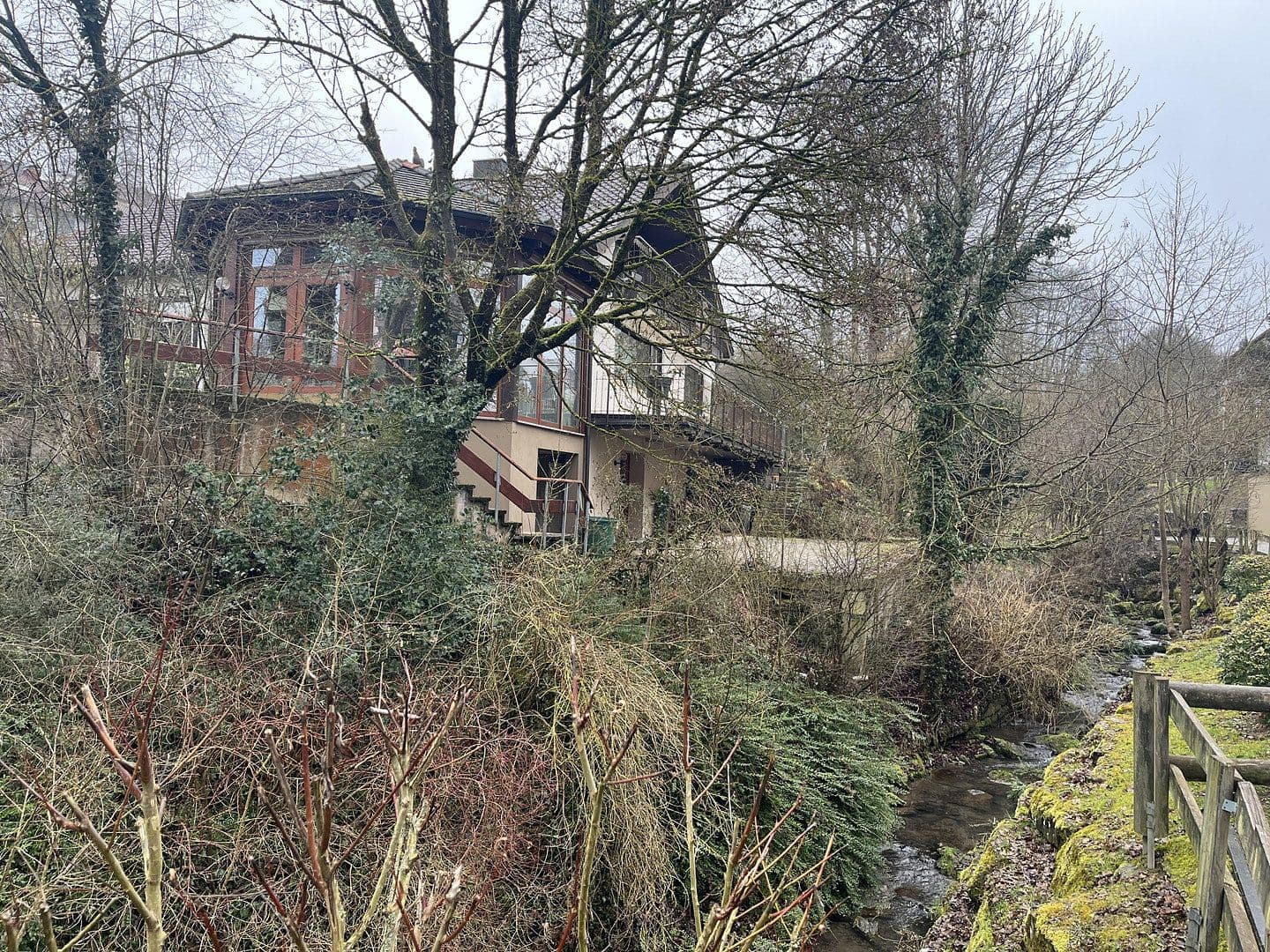 Prodej domu 267 m², pozemek 999 m², Calw, Bádensko-Württembersko Prodej domu 267 m², pozemek 999 m², Calw, Bádensko-Württembersko