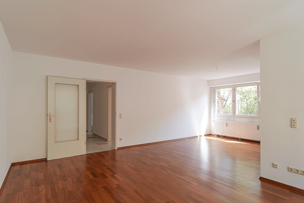 Prodej bytu 3+1 72 m², Adejeweg, Unterhaching, Bavorsko Prodej bytu 3+1 72 m², Adejeweg, Unterhaching, Bavorsko