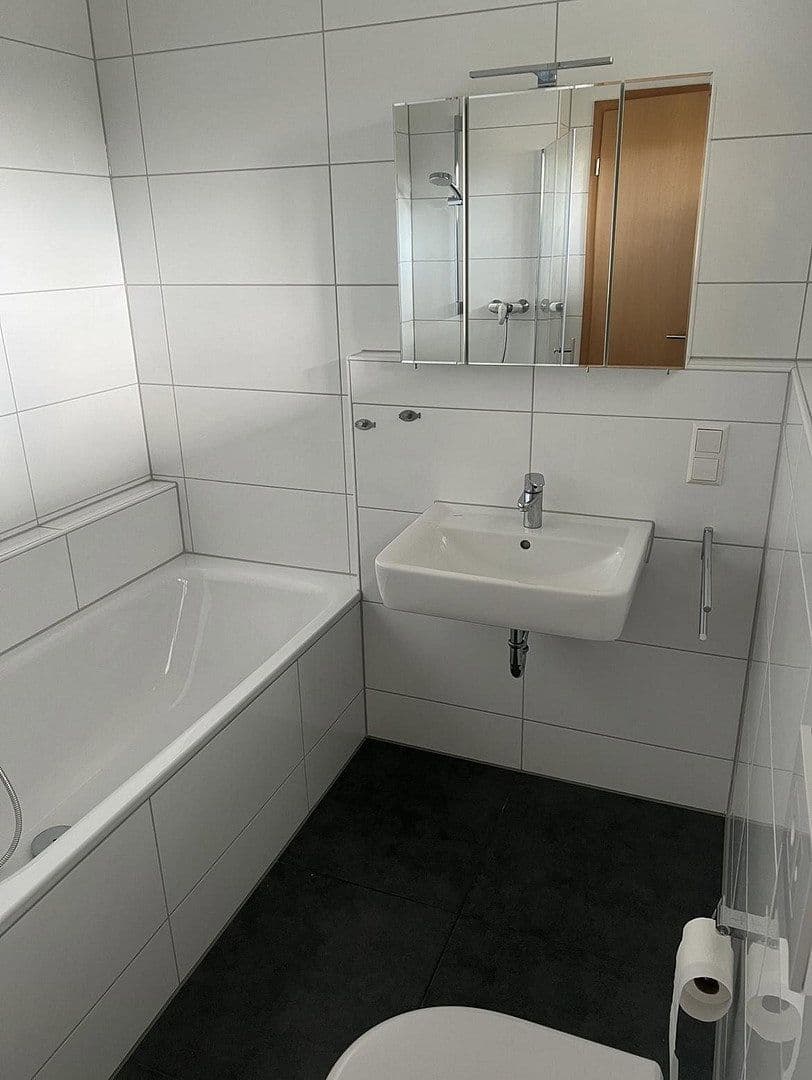 Prodej bytu 2+kk 95 m², Bergisch Gladbach, Severní Porýní-Vestfálsko Prodej bytu 2+kk 95 m², Bergisch Gladbach, Severní Porýní-Vestfálsko