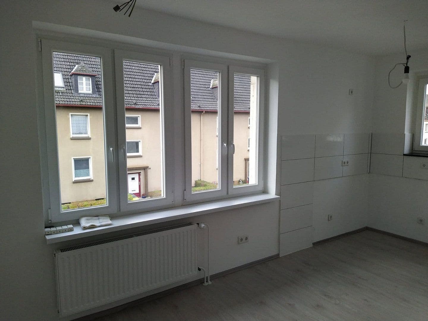 Pronájem bytu 3+1 70 m², Kurt-Heintze-Strasse 65, Duisburg, Severní Porýní-Vestfálsko Pronájem bytu 3+1 70 m², Kurt-Heintze-Strasse 65, Duisburg, Severní Porýní-Vestfálsko