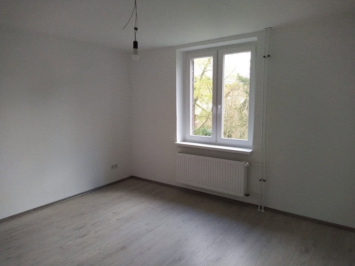 Pronájem bytu 3+1 70 m², Kurt-Heintze-Strasse 65, Duisburg, Severní Porýní-Vestfálsko Pronájem bytu 3+1 70 m², Kurt-Heintze-Strasse 65, Duisburg, Severní Porýní-Vestfálsko