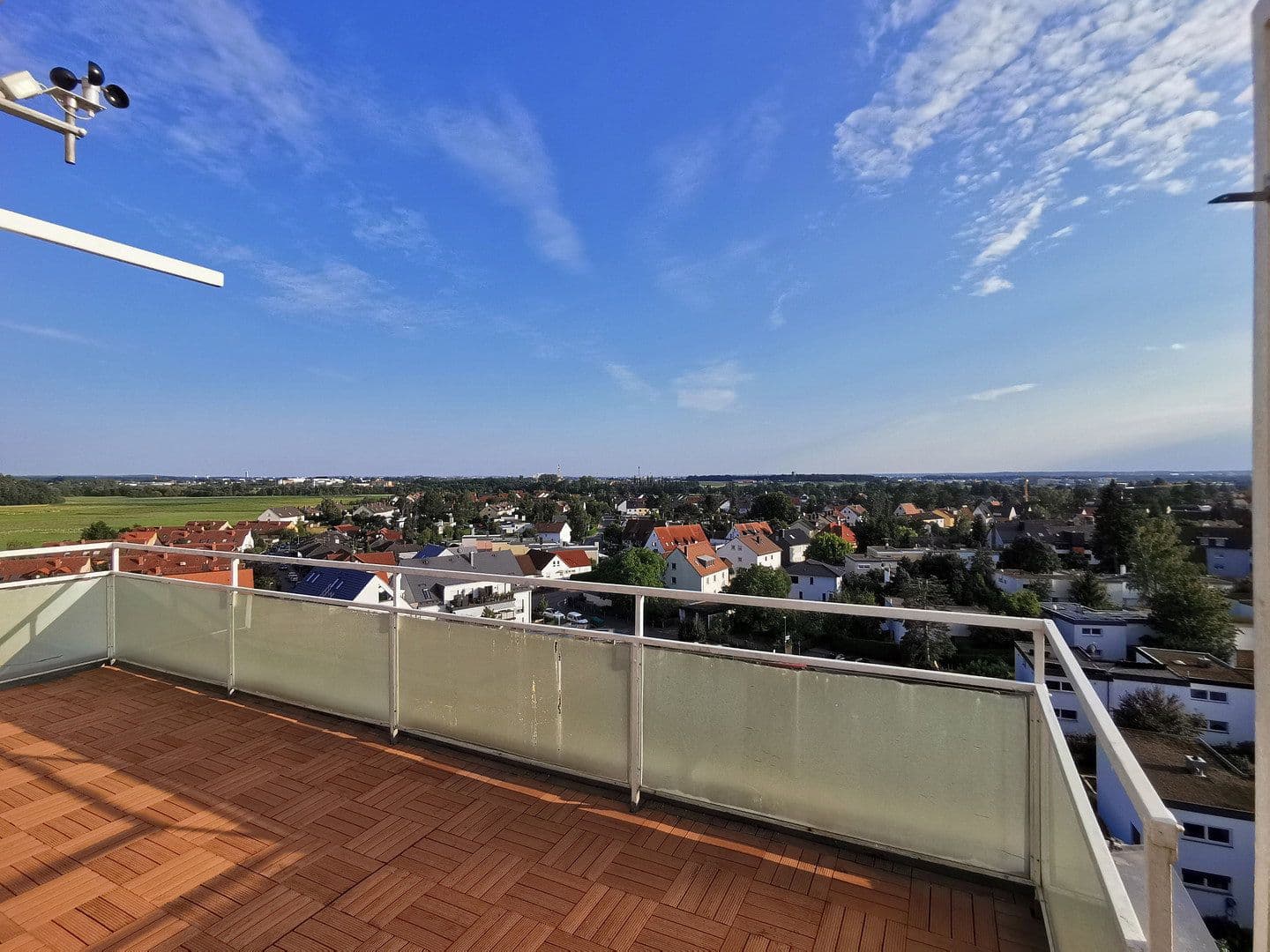 Pronájem bytu 3+1 106 m², Nürnberg / Großgründlach, Bavorsko Pronájem bytu 3+1 106 m², Nürnberg / Großgründlach, Bavorsko