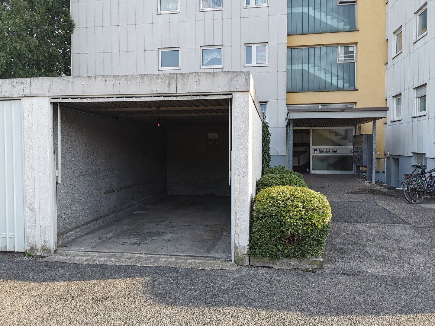 Pronájem bytu 3+1 106 m², Nürnberg / Großgründlach, Bavorsko Pronájem bytu 3+1 106 m², Nürnberg / Großgründlach, Bavorsko
