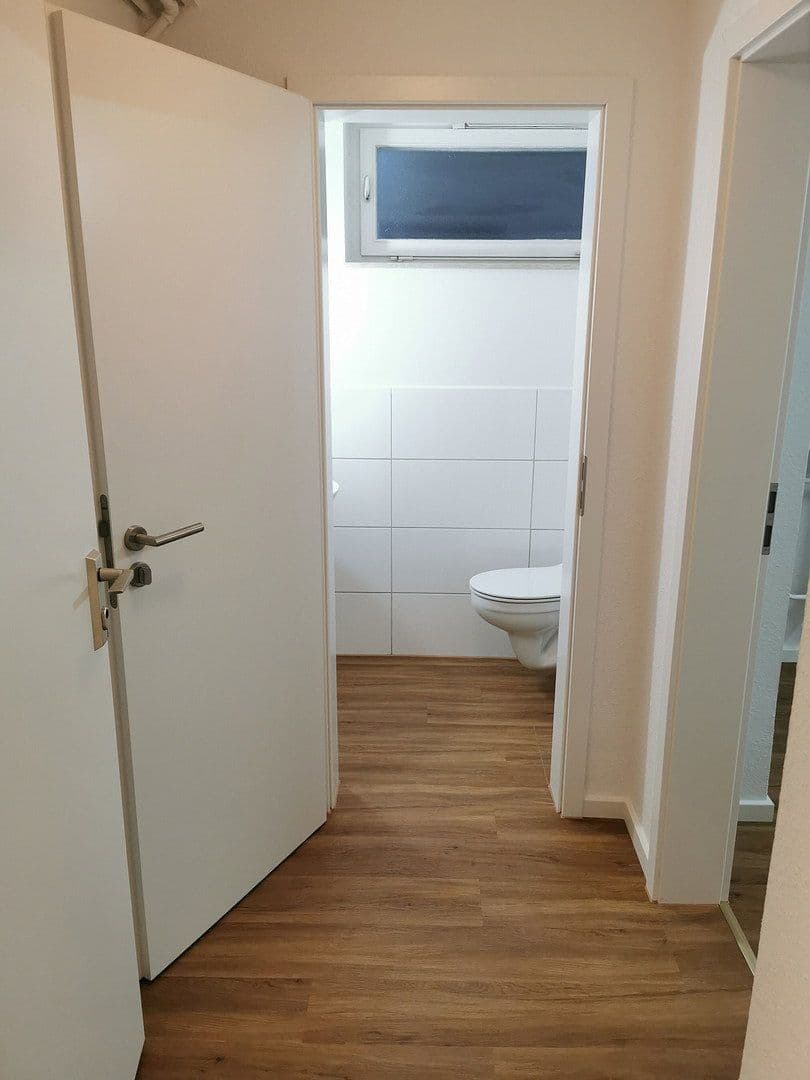 Pronájem bytu 3+1 106 m², Nürnberg / Großgründlach, Bavorsko Pronájem bytu 3+1 106 m², Nürnberg / Großgründlach, Bavorsko