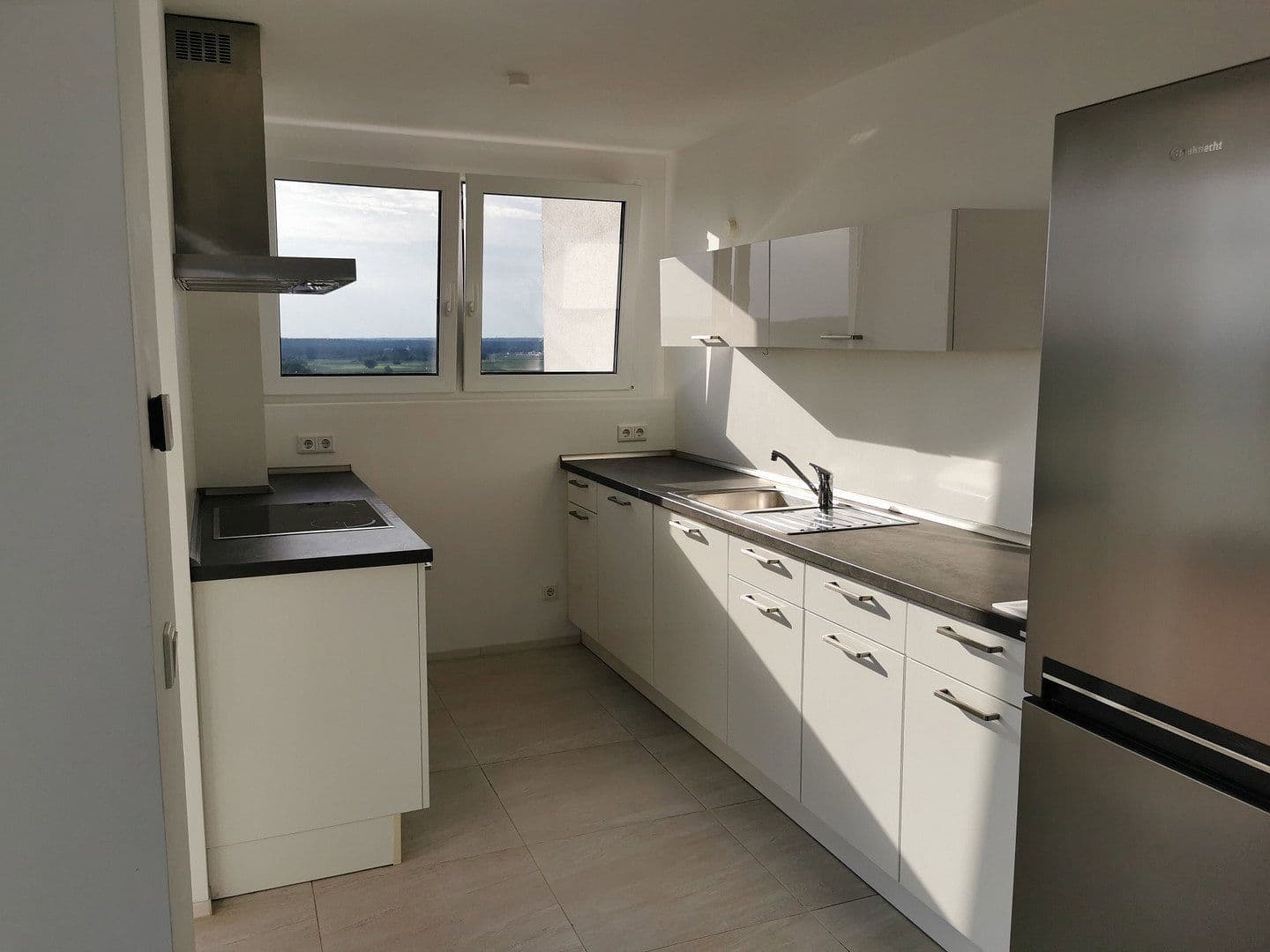 Pronájem bytu 3+1 106 m², Nürnberg / Großgründlach, Bavorsko Pronájem bytu 3+1 106 m², Nürnberg / Großgründlach, Bavorsko