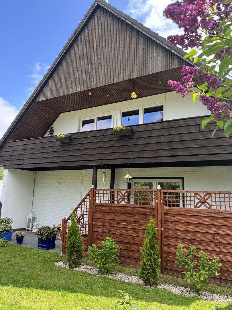 Prodej domu 165 m², pozemek 600 m², Krummesse, Šlesvicko-Holštýnsko Prodej domu 165 m², pozemek 600 m², Krummesse, Šlesvicko-Holštýnsko