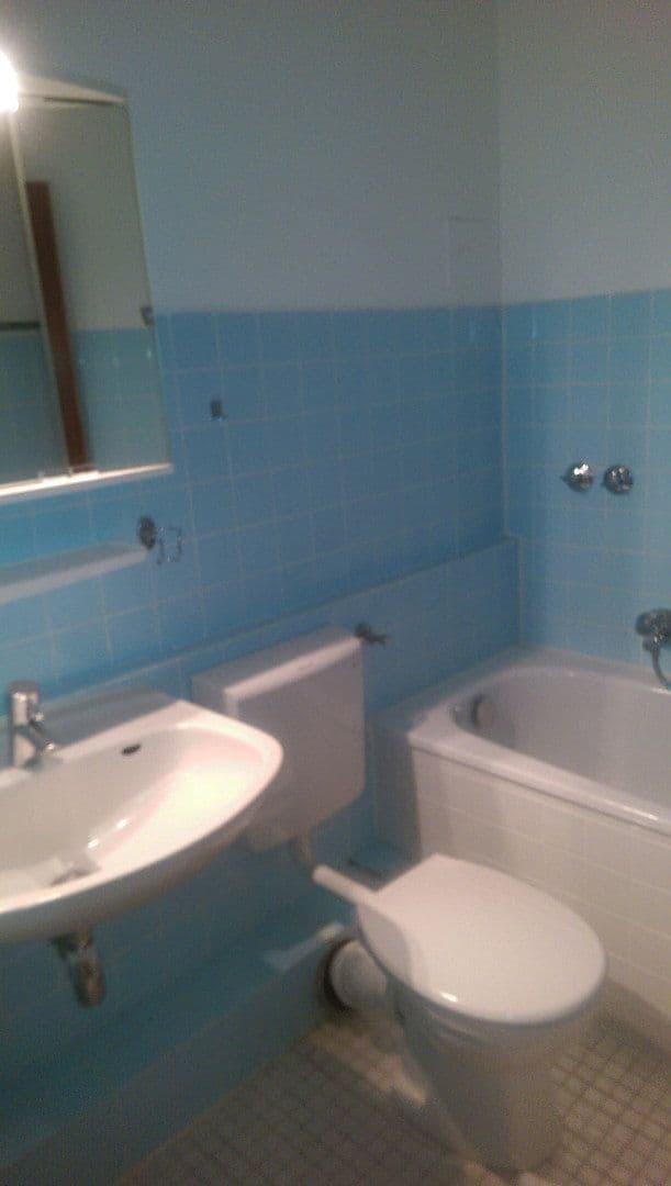 Pronájem bytu 1+1 33 m², Frankfurt-Eckenheim, Hessen Pronájem bytu 1+1 33 m², Frankfurt-Eckenheim, Hessen