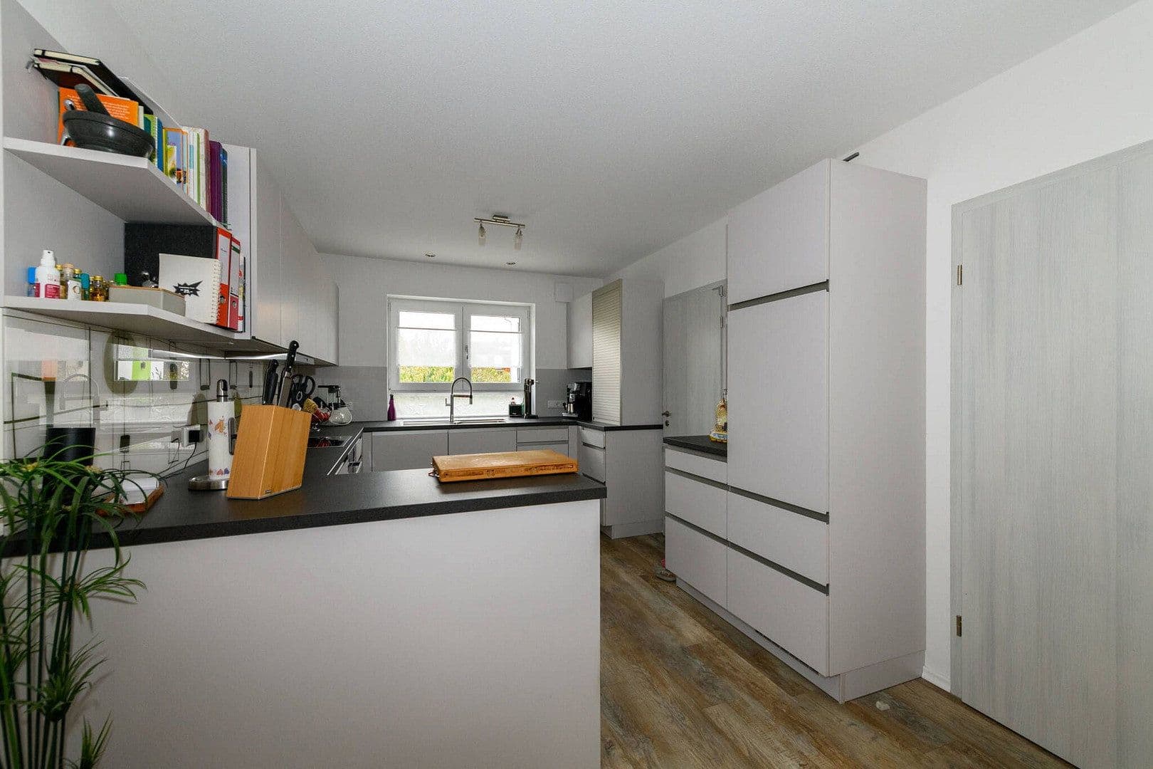Pronájem domu 145 m², pozemek 225 m², Ingolstadt, Bavorsko Pronájem domu 145 m², pozemek 225 m², Ingolstadt, Bavorsko