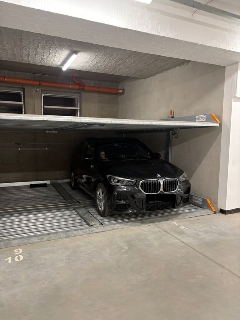 Pronájem garáže 13 m², Křepelčí, Brno, Jihomoravský kraj Pronájem garáže 13 m², Křepelčí, Brno, Jihomoravský kraj