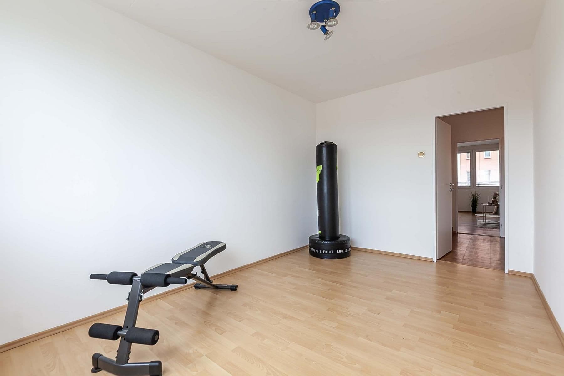 Prodej bytu 3+1 69 m², Kostřínská, Praha, Praha Prodej bytu 3+1 69 m², Kostřínská, Praha, Praha