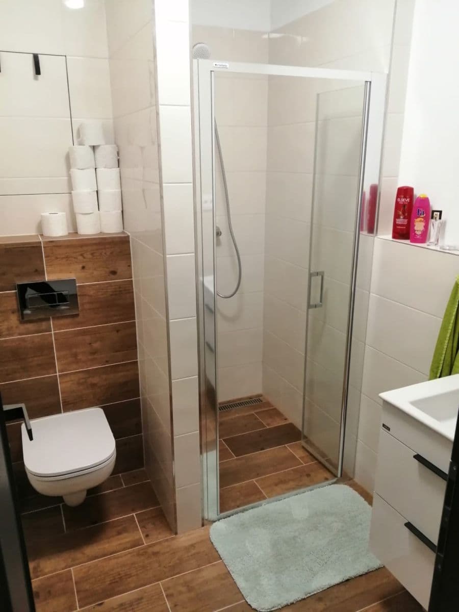 Pronájem bytu 2+1 45 m², Agátová, Dúbravka, Bratislavský kraj Pronájem bytu 2+1 45 m², Agátová, Dúbravka, Bratislavský kraj