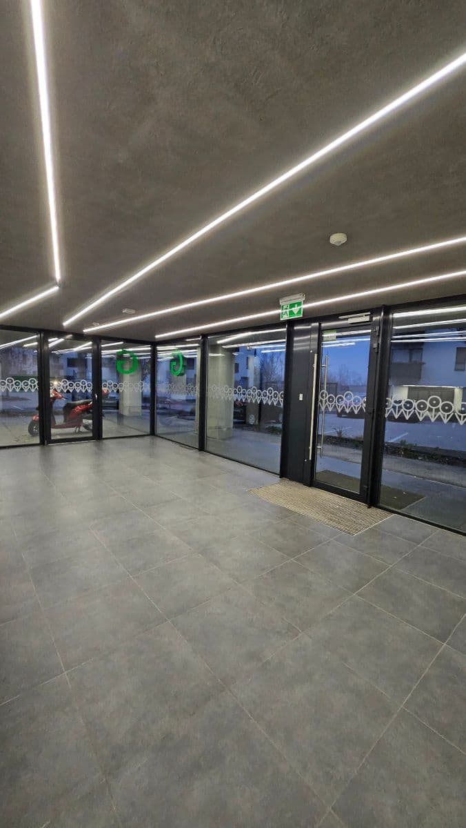 Pronájem bytu 2+1 45 m², Agátová, Dúbravka, Bratislavský kraj Pronájem bytu 2+1 45 m², Agátová, Dúbravka, Bratislavský kraj