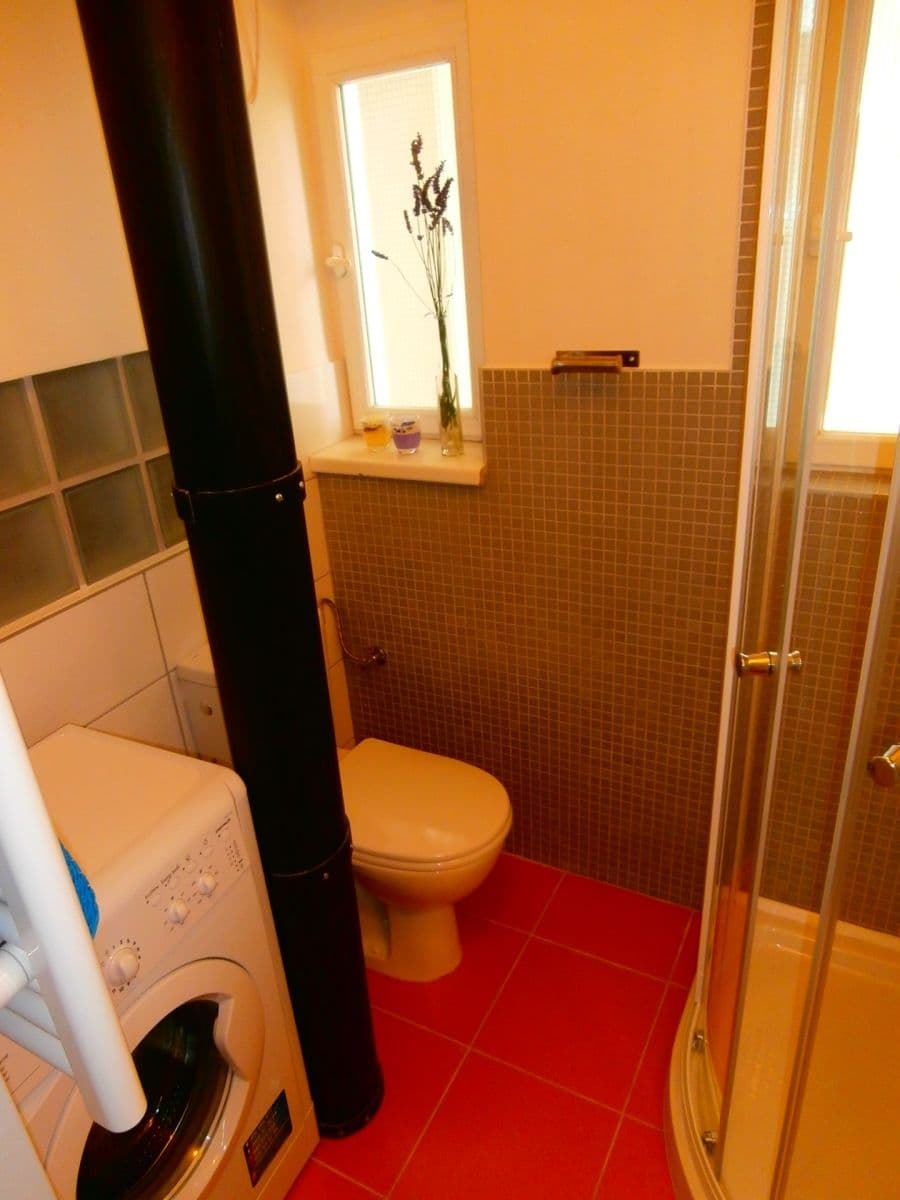 Pronájem bytu 1+kk 25 m², 5. května, Praha, Praha Pronájem bytu 1+kk 25 m², 5. května, Praha, Praha