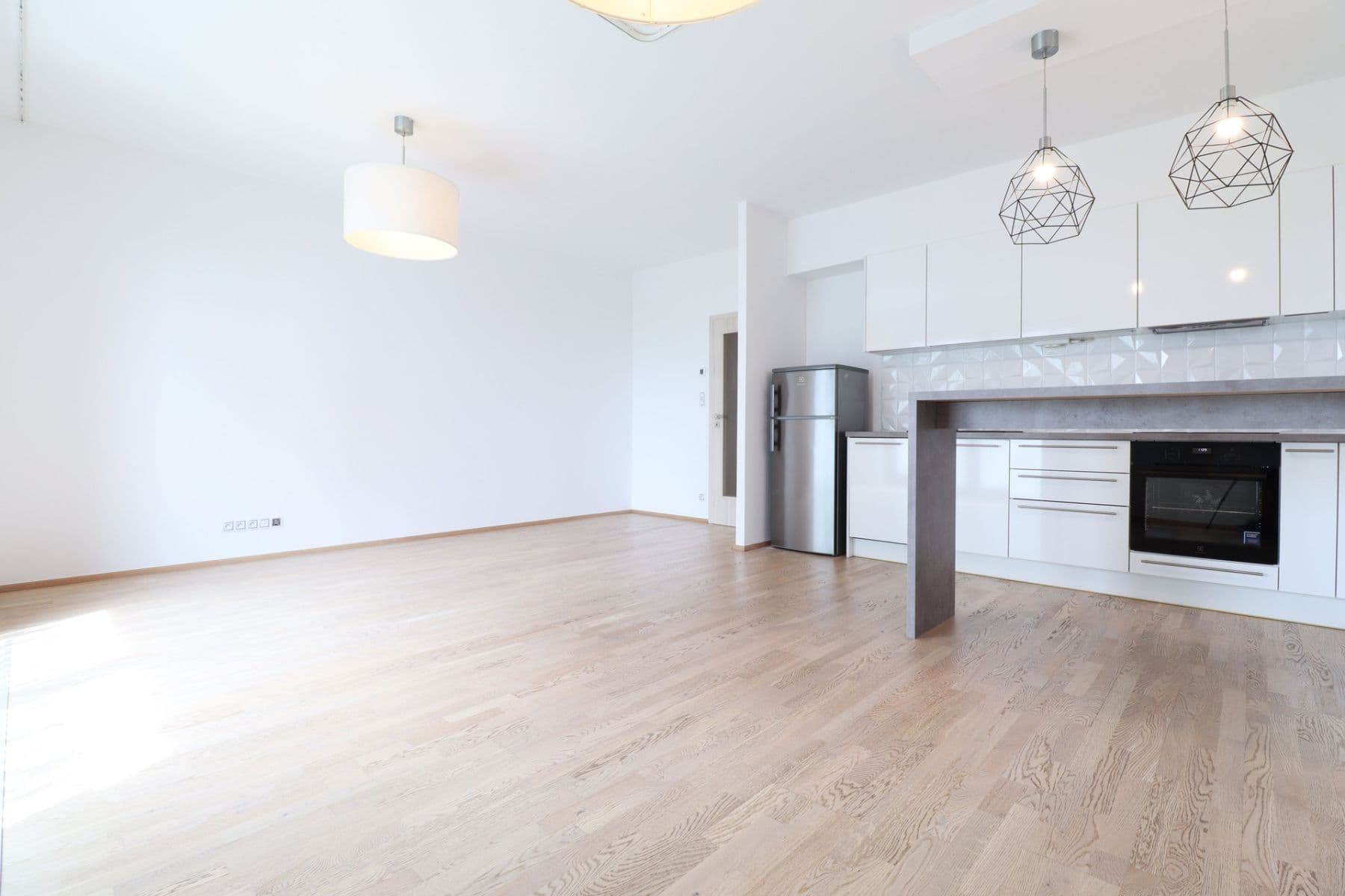 Pronájem bytu 1+kk 37 m², Olšanská, Praha, Praha Pronájem bytu 1+kk 37 m², Olšanská, Praha, Praha