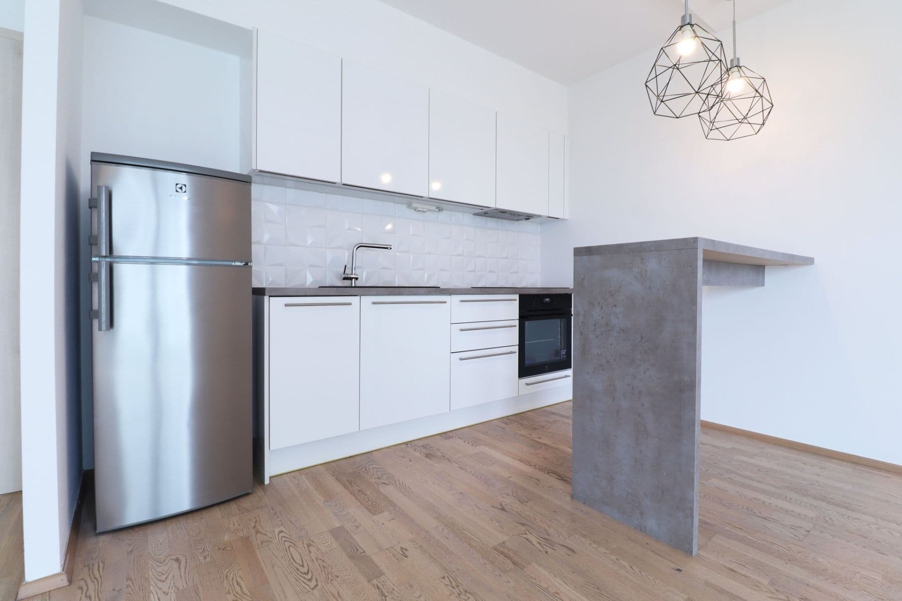 Pronájem bytu 1+kk 37 m², Olšanská, Praha, Praha Pronájem bytu 1+kk 37 m², Olšanská, Praha, Praha