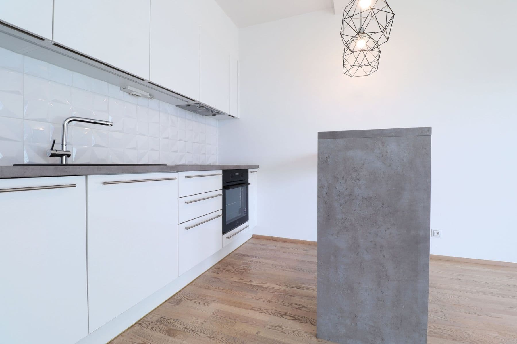 Pronájem bytu 1+kk 37 m², Olšanská, Praha, Praha Pronájem bytu 1+kk 37 m², Olšanská, Praha, Praha