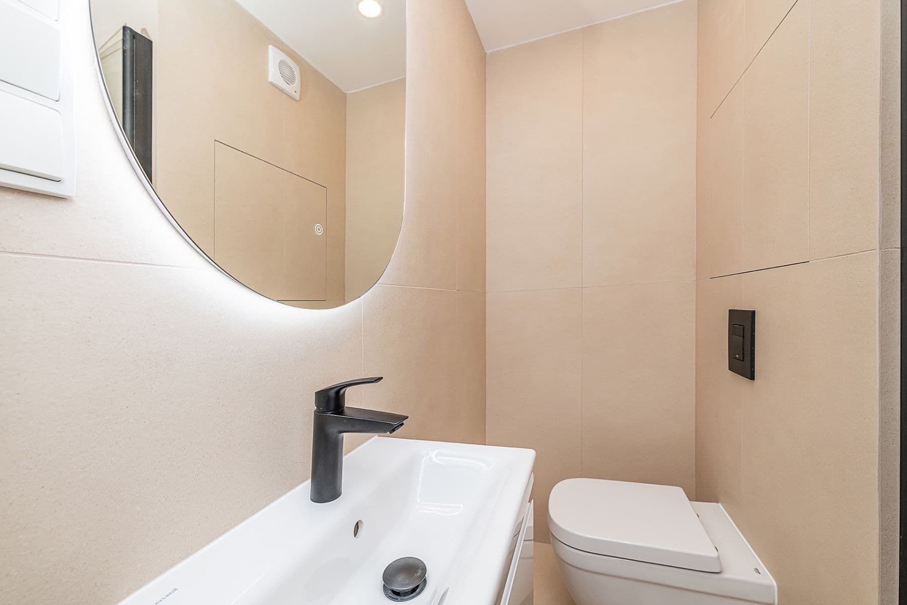 Prodej bytu 4+kk 83 m², Čeljabinská, Praha, Praha Prodej bytu 4+kk 83 m², Čeljabinská, Praha, Praha