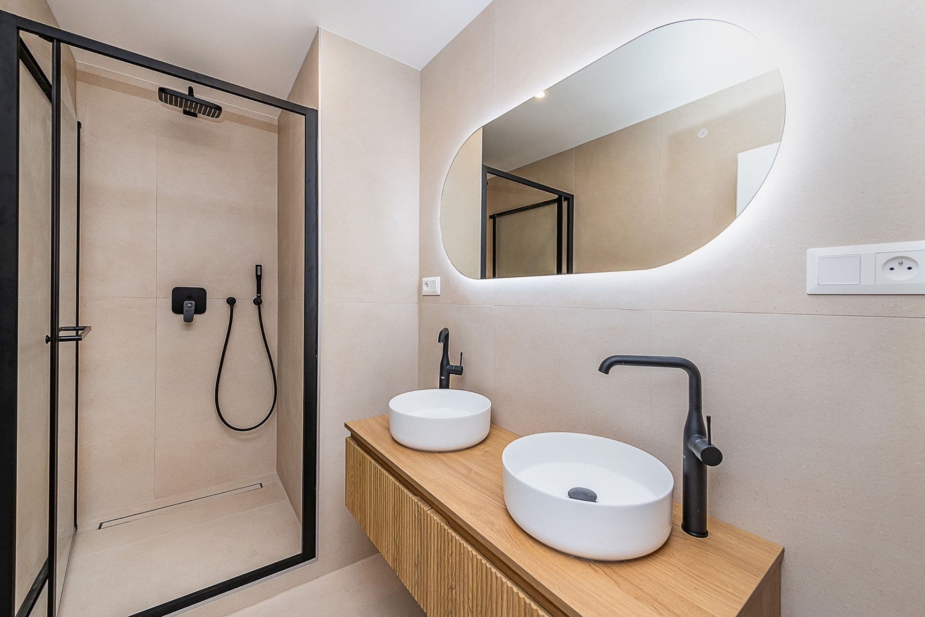 Prodej bytu 4+kk 83 m², Čeljabinská, Praha, Praha Prodej bytu 4+kk 83 m², Čeljabinská, Praha, Praha