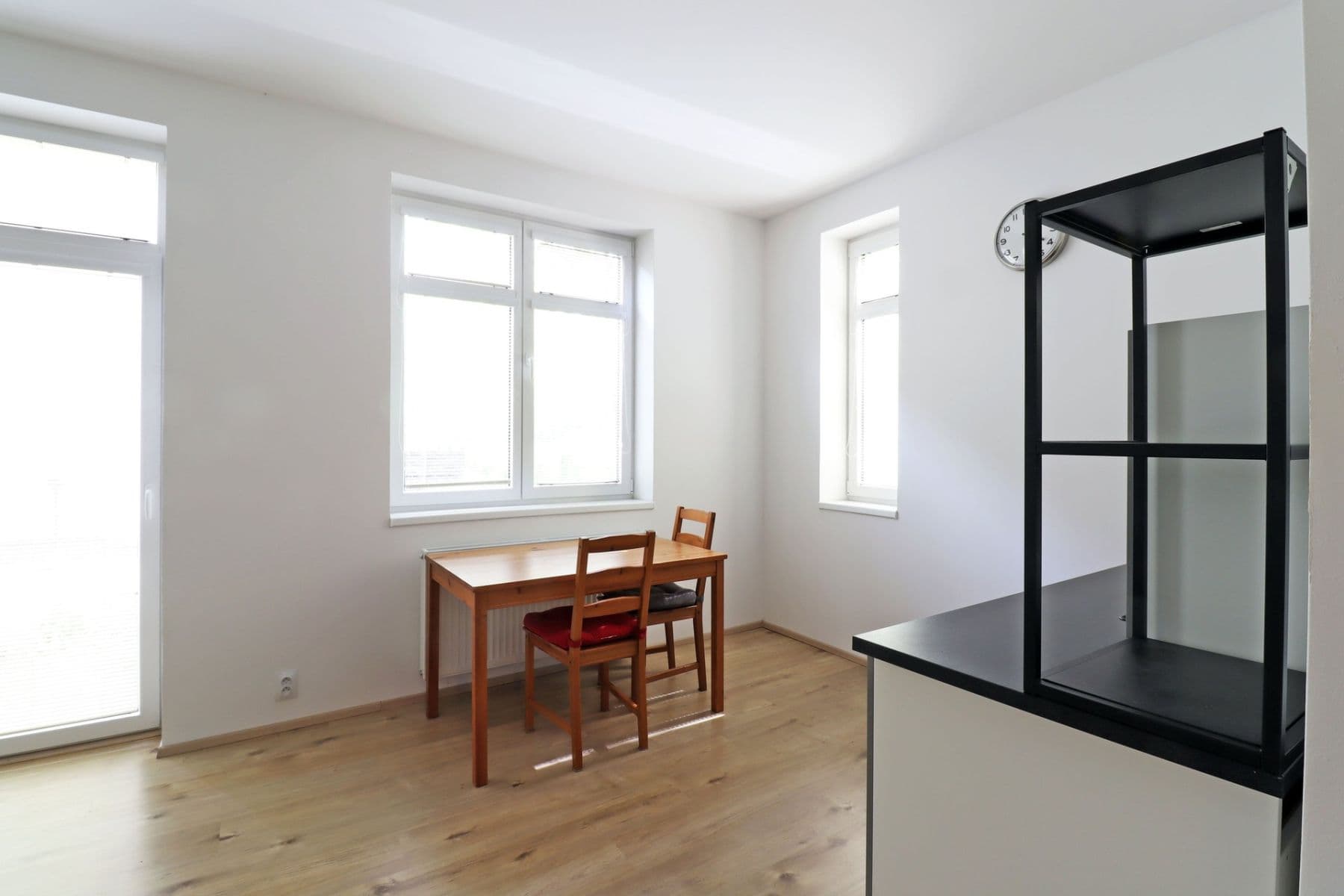 Pronájem bytu 1+kk 27 m², Bečovská, Praha, Praha Pronájem bytu 1+kk 27 m², Bečovská, Praha, Praha