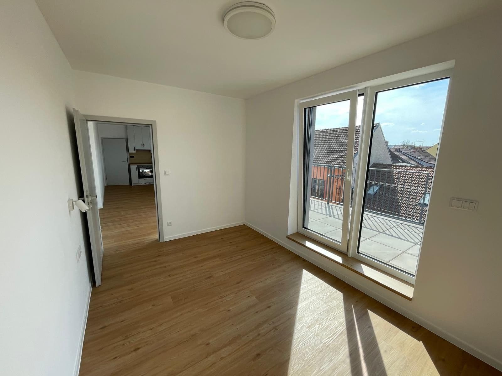Pronájem bytu 2+kk 39 m², Jana Fibicha, Ivančice, Jihomoravský kraj Pronájem bytu 2+kk 39 m², Jana Fibicha, Ivančice, Jihomoravský kraj
