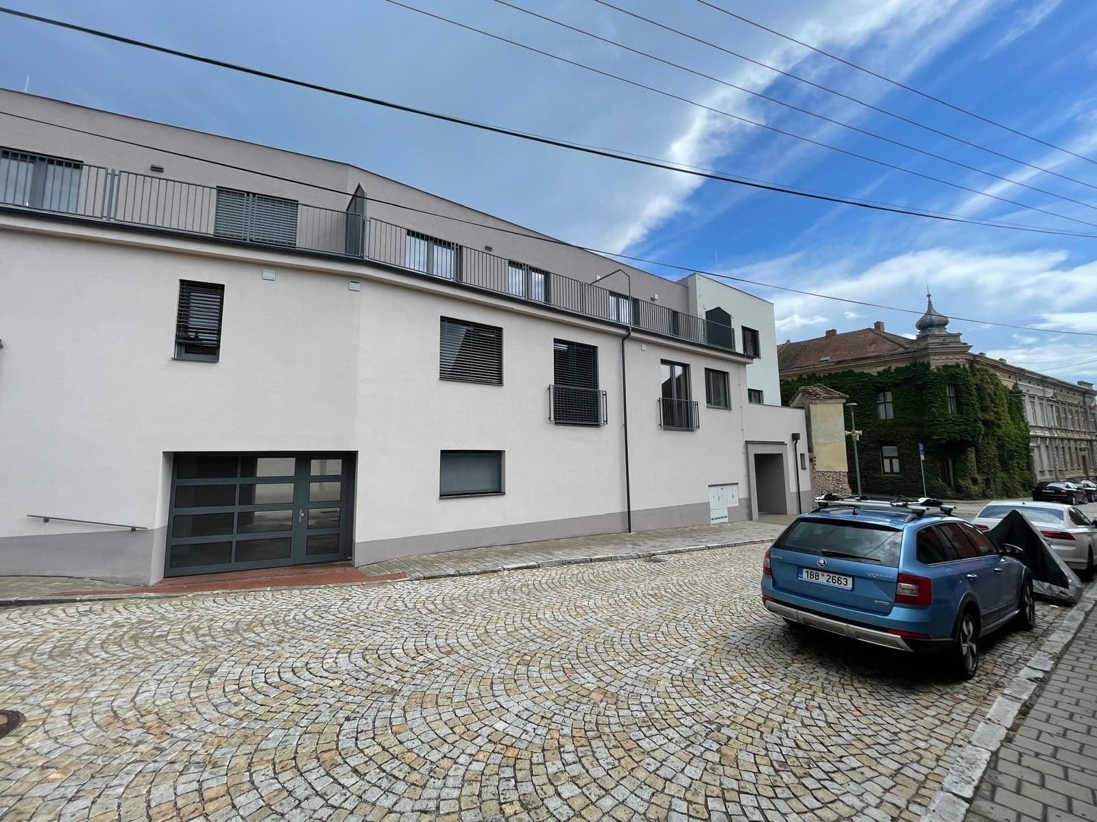 Pronájem bytu 2+kk 39 m², Jana Fibicha, Ivančice, Jihomoravský kraj Pronájem bytu 2+kk 39 m², Jana Fibicha, Ivančice, Jihomoravský kraj