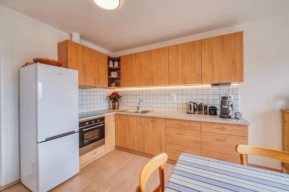 Pronájem bytu 4+1 98 m², Na Balkáně, Praha, Praha Pronájem bytu 4+1 98 m², Na Balkáně, Praha, Praha