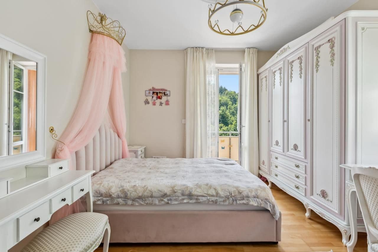 Prodej bytu 4+1 130 m², Nebozízek, Karlovy Vary, Karlovarský kraj Prodej bytu 4+1 130 m², Nebozízek, Karlovy Vary, Karlovarský kraj
