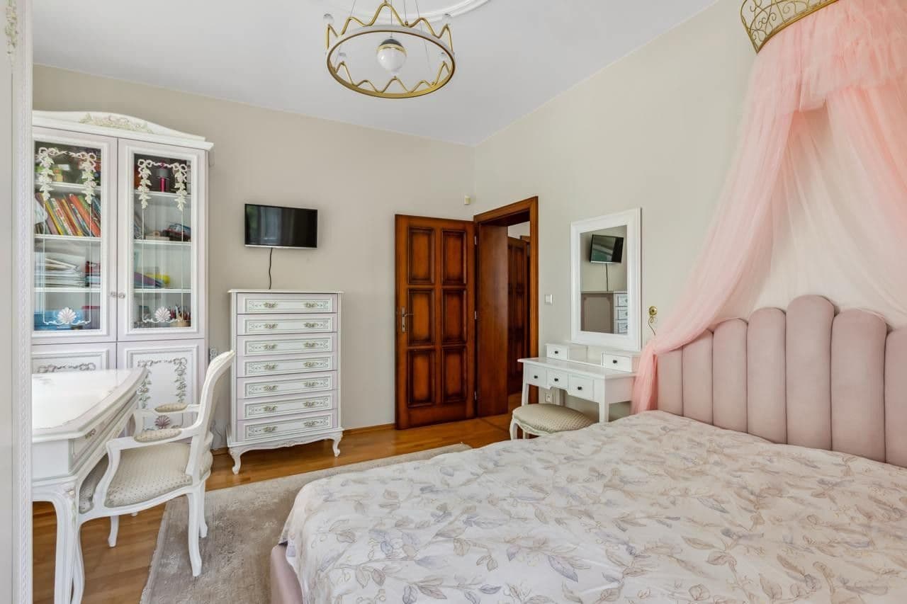Prodej bytu 4+1 130 m², Nebozízek, Karlovy Vary, Karlovarský kraj Prodej bytu 4+1 130 m², Nebozízek, Karlovy Vary, Karlovarský kraj