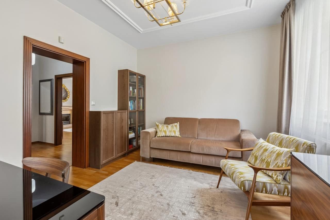Prodej bytu 4+1 130 m², Nebozízek, Karlovy Vary, Karlovarský kraj Prodej bytu 4+1 130 m², Nebozízek, Karlovy Vary, Karlovarský kraj