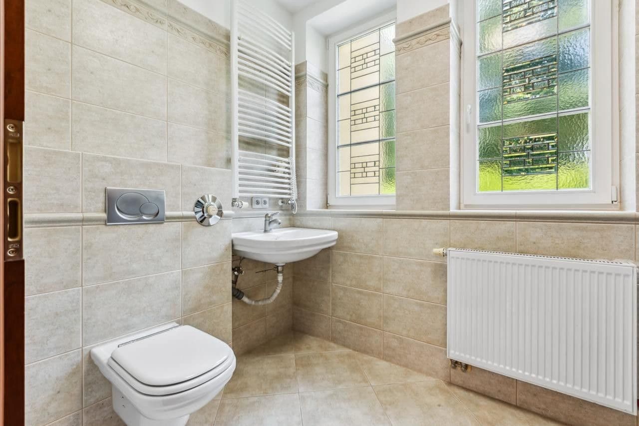 Prodej bytu 4+1 130 m², Nebozízek, Karlovy Vary, Karlovarský kraj Prodej bytu 4+1 130 m², Nebozízek, Karlovy Vary, Karlovarský kraj