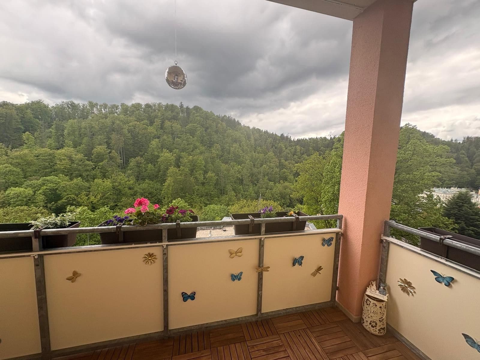 Prodej bytu 4+1 130 m², Nebozízek, Karlovy Vary, Karlovarský kraj Prodej bytu 4+1 130 m², Nebozízek, Karlovy Vary, Karlovarský kraj