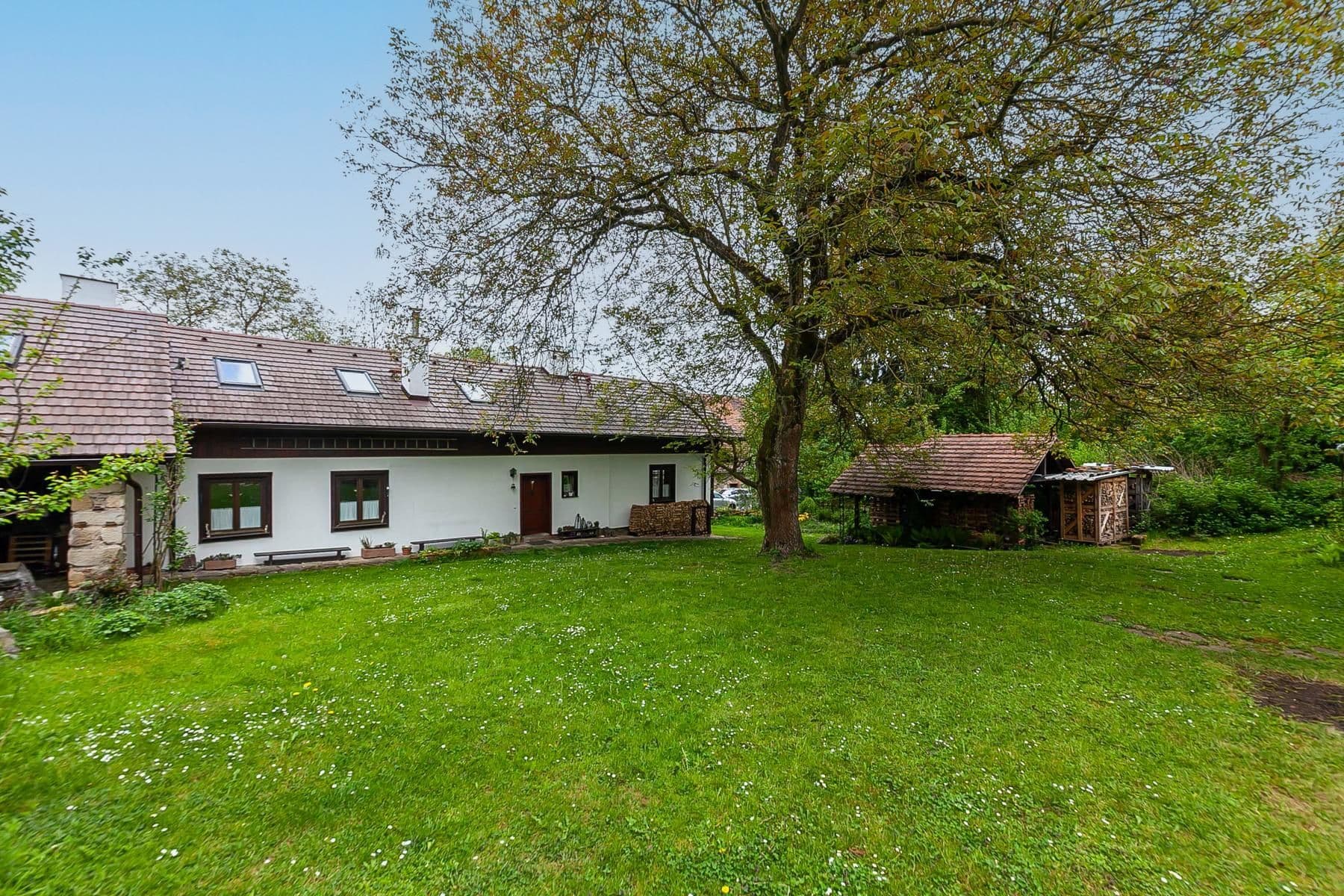 Prodej domu 196 m², pozemek 3.460 m², Staré Hrady, Královéhradecký kraj Prodej domu 196 m², pozemek 3.460 m², Staré Hrady, Královéhradecký kraj